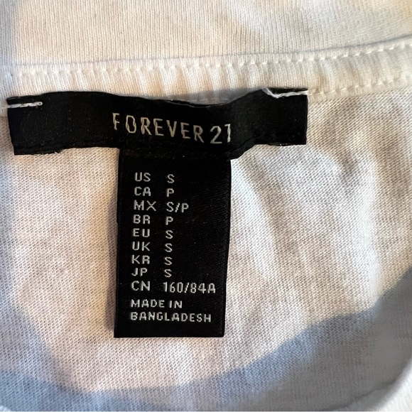 FOREVER 21 White Crop Top Shirt - Picture 2 of 4